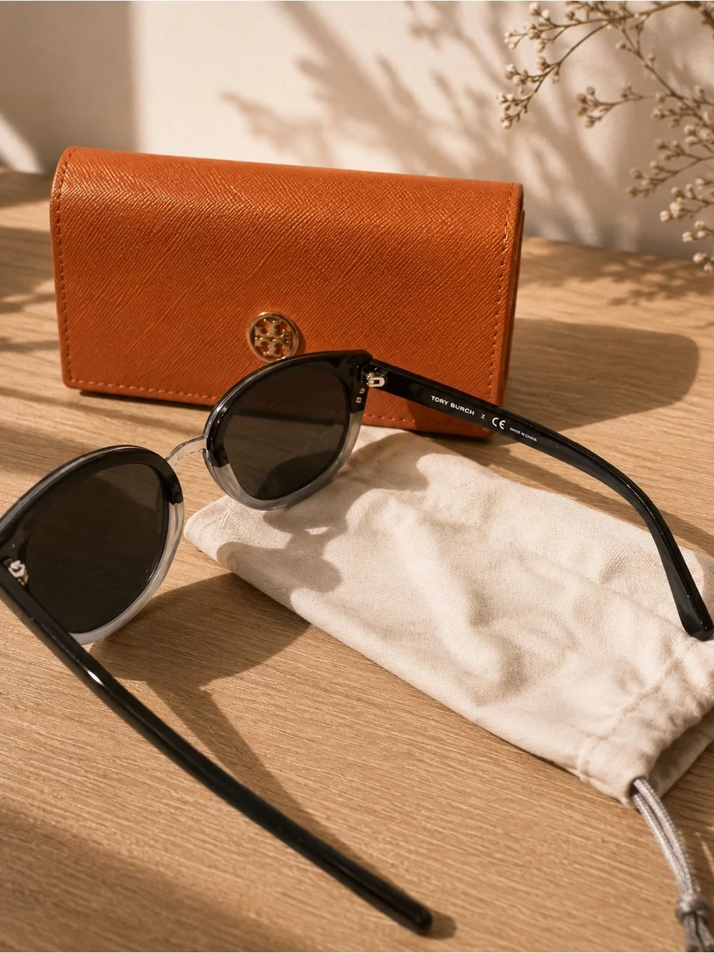 Tory Burch Orange Sunglasses Case with Black and Silver Frame Sunglasses